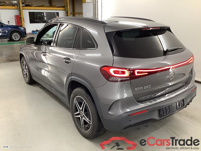 Mercedes EQA 250 AMG Night Aut. LED-Xenon Widescreen Ambient Navi 1/2 Sport-Leather-Alcantara KeylessGo Camera Klima PDC ... #4
