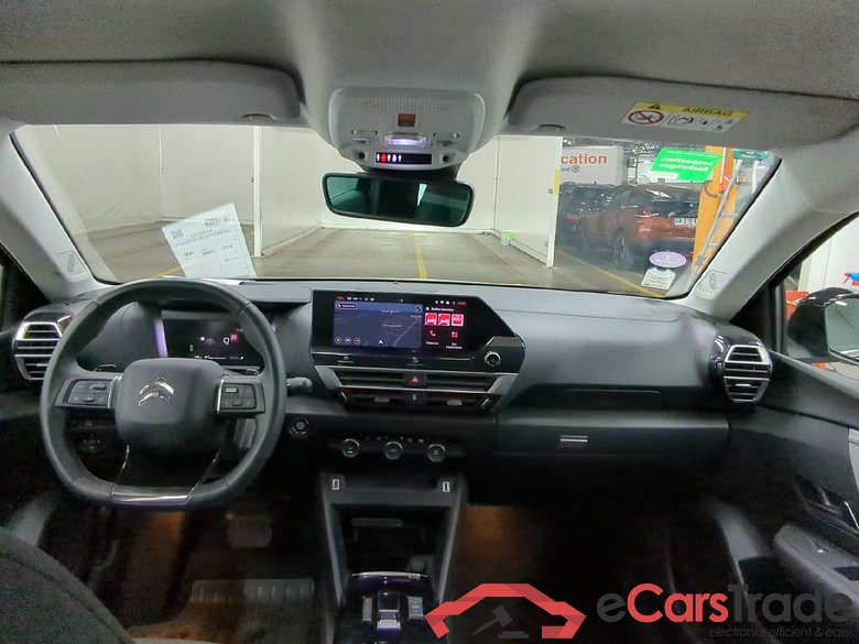 CITROEN C4 X / 2022 / 4P / Berline PureTech 130 S&S EAT8 Shine #4