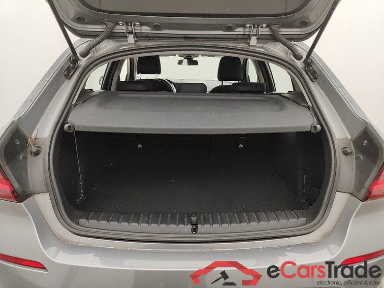 BMW 1 HATCH DIESEL - 2019 118 dA 150hp (EU6AP) 5d #6