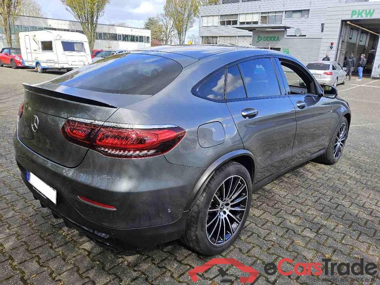 Mercedes-Benz GLC Coupe (BM 253)(11.2016->) DE - SUV5 GLC 200 EU6d, AMG Line 4Matic (EURO 6d), (Facelift) 2020 - 2023 #3