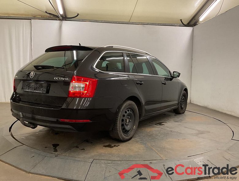 SKODA Octavia Combi Octavia Combi Style 1,6 TDI 85 kW 7-speed automat. #2