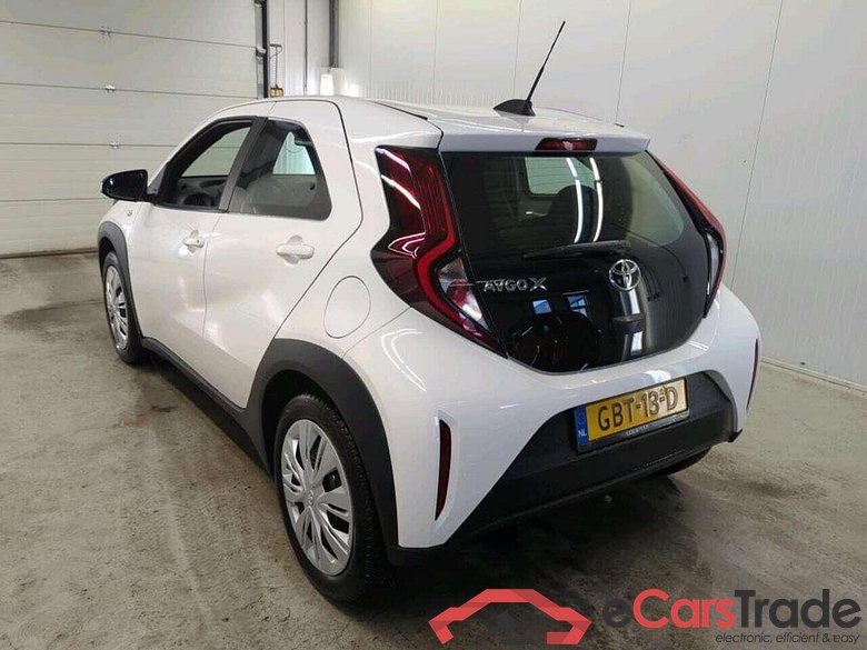 TOYOTA Aygo X 1.0 VVT-i MT Play #5