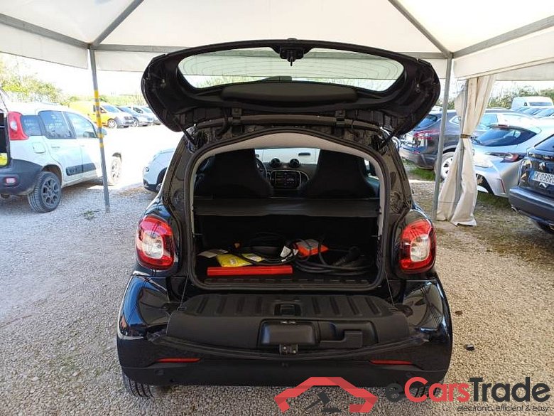 SMART FORTWO COUPÈ / 2019 / 3P / COUPE EQ 60KW PASSION #5