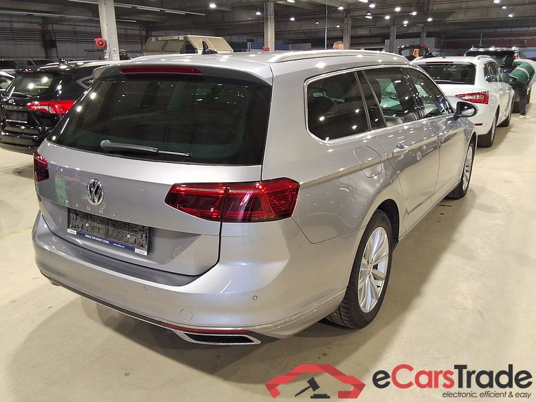 VOLKSWAGEN PASSAT VARIANT - 2019 1.5 TSI Elegance Business OPF #4