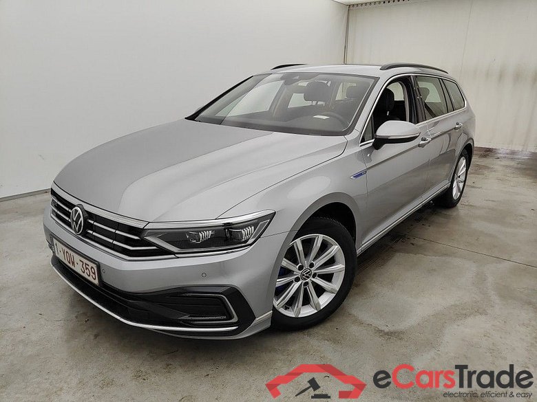 Volkswagen Passat Variant 1.4 TSI DSG6 GTE Business 5d