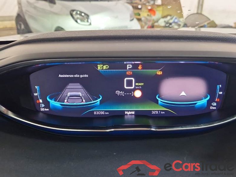 PEUGEOT 3008 / 2016 / 5P / SUV HYBRID 225 E-EAT8 ALLURE #4