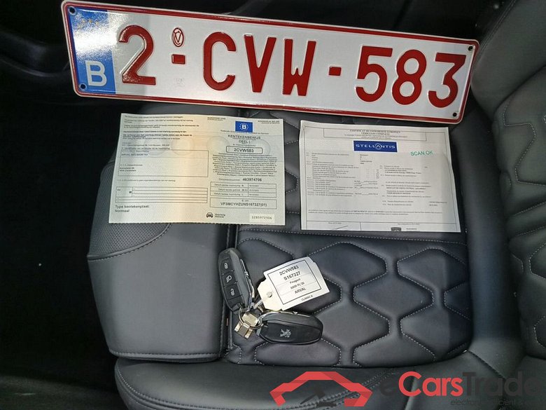 Peugeot 5008 1.5 BlueHDi 96kW S&S EAT8 GT Pack 5d #4