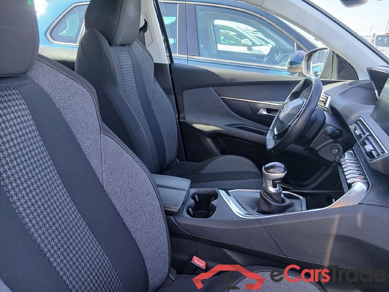 PEUGEOT 3008 / 2016 / 5P / todoterreno 1.5 BlueHDi 96kW (130CV) S&S Active #6
