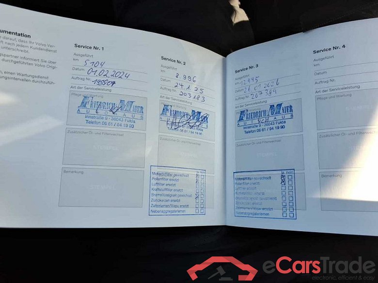 Volvo XC40 (2017->) DE - SUV5 B4 2WD EU6d, Plus Dark (EURO 6d), (Facelift) 2022 - 2024 #2