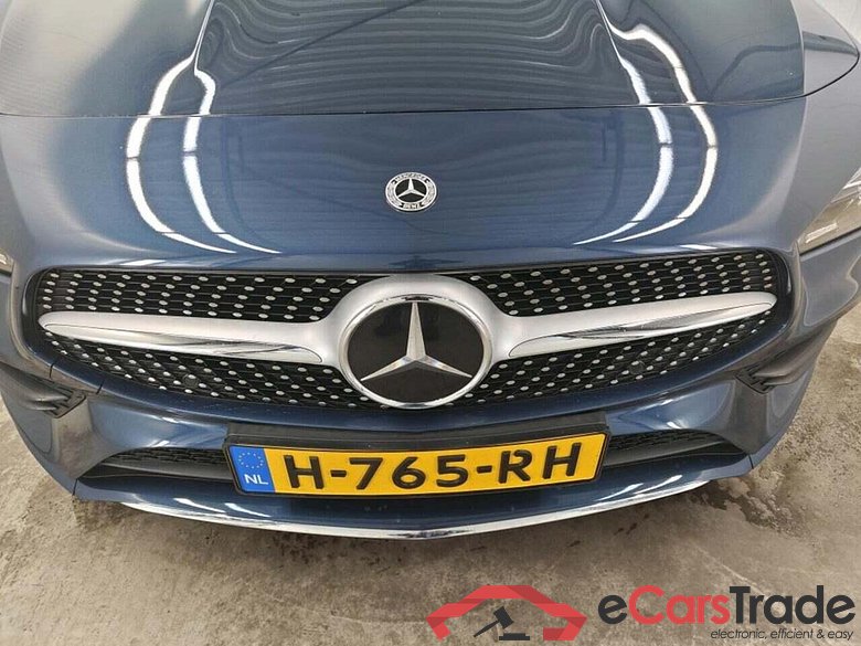 MERCEDES-BENZ CLA-klasse 200 Bus. Sol. AMG #4
