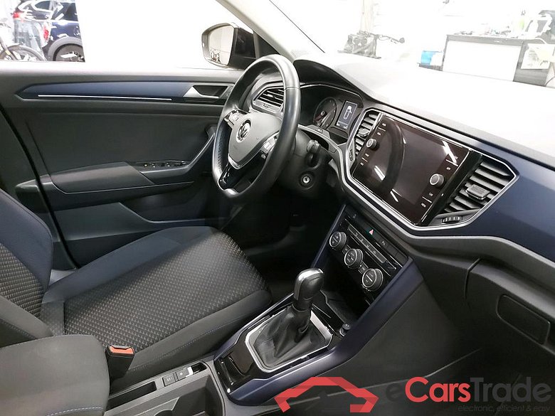 VOLKSWAGEN - VW  T-ROC TSI 150PK DSG United & Pack Premium & Removable Trailer Hook * PETROL * #3