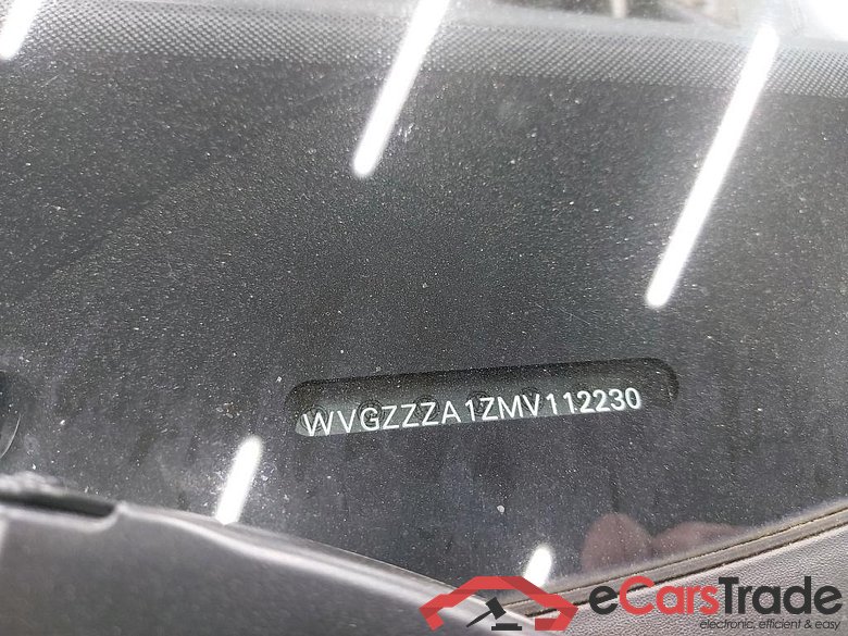 VOLKSWAGEN - VW  T-ROC TSI 150PK DSG United & Pack Premium & Removable Trailer Hook * PETROL * #6