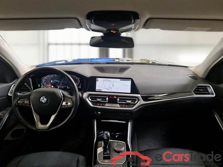 BMW SERIE 3 / 2018 / 4P / BERLINA 318D 48V BUSINESS ADVANTAGE AUTO #3