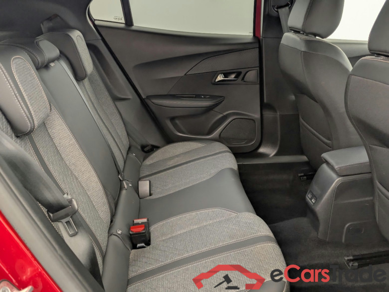 Peugeot 2008 PureTech 100 S&S BVM6 Allure #3