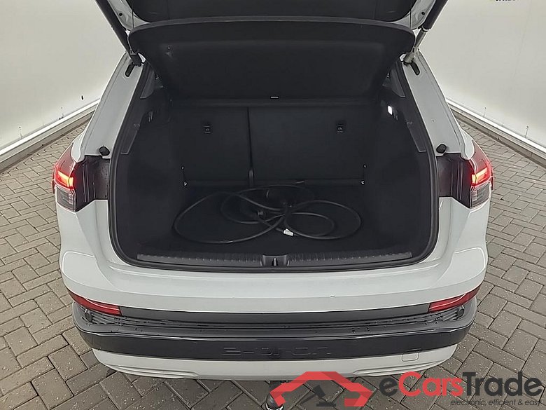 AUDI Q4 e-tron 40 e-tron Laun.Edit.Ad.Pl.150kW Athlon Edition #5
