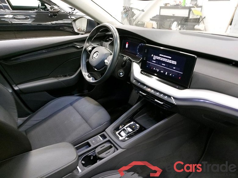 SKODA - SKO OCTAVIA COMBI TSI eTec 110PK DSG7 Ambition Pack Launch With Heated Seats & Keyless & Adaptive Cruise & Trailer Towing Hook * PETROL * #3