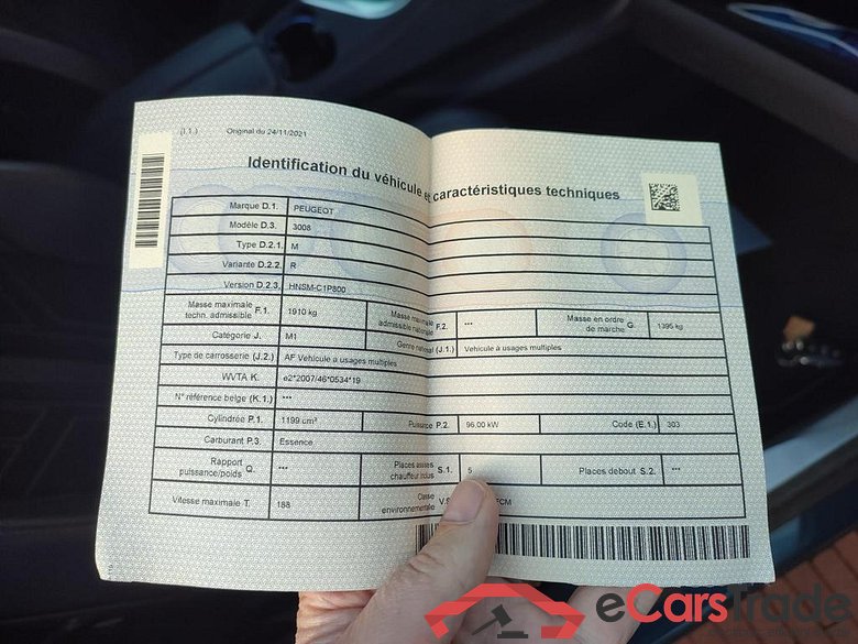 PEUGEOT 3008 1.2 PureTech GT #4