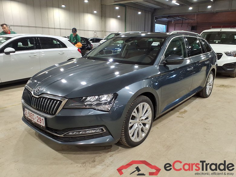 SKODA SUPERB COMBI 2.0 CRTDI 90KW DSG7 STYLE