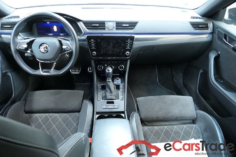 Superb Combi Sportline iV 1.4 TSI Hybrid 160KW AT6 E6d #3