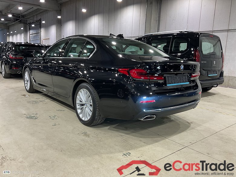 BMW 5 SERIES BERLINE 2.0 520D 140KW AUTO #3