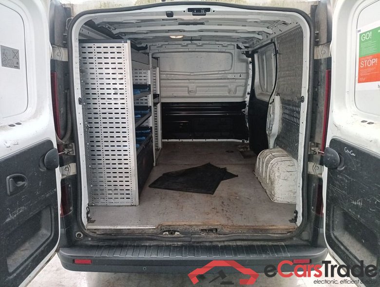 RENAULT TRAFIC 27 FOURGON SWB DSL - 2019 2.0 dCi 120 27 L1H1 Grand Confort 5d #4