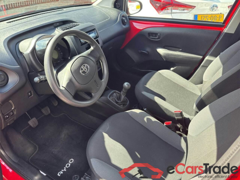 TOYOTA Aygo 1.0 VVT-i x #5