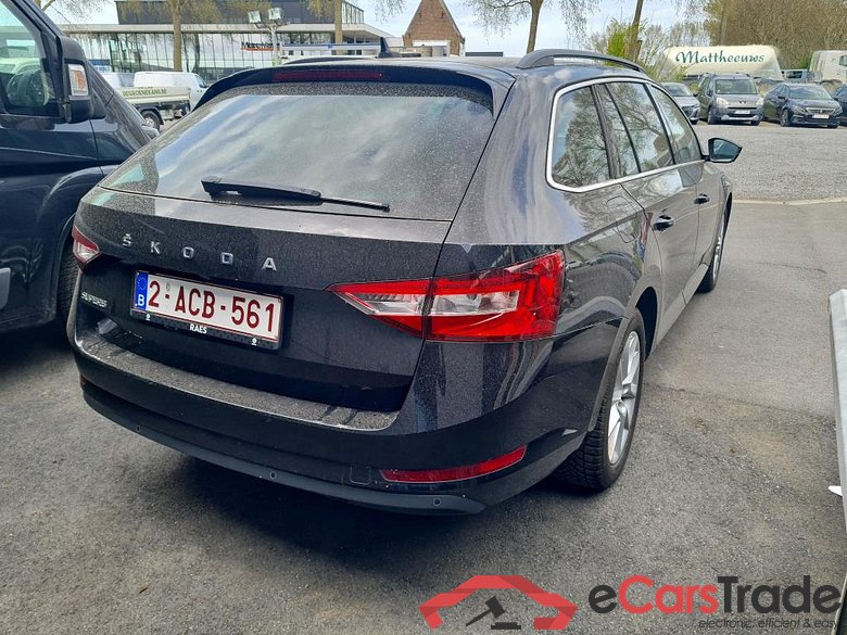 SKODA SUPERB COMBI DIESEL - 2019 2.0 CR TDi Ambition #4