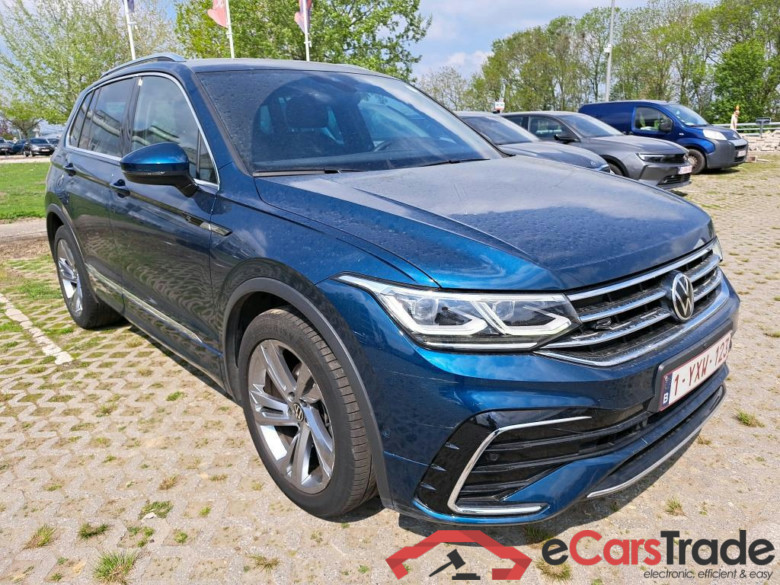 Volkswagen Tiguan 1.5 TSI R-Line Aut. Pano LED-Matrix Head-Up Virtual ACC Navi 1/2 Sport-Leather KeylessGo Camera360 Klima PDC ... #2