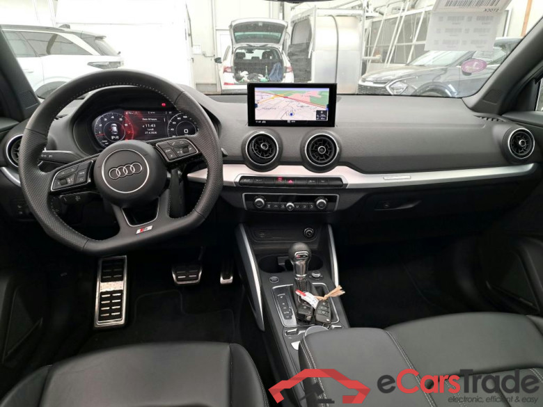 Q2 35 TFSI S Line Plus 1.5 #5