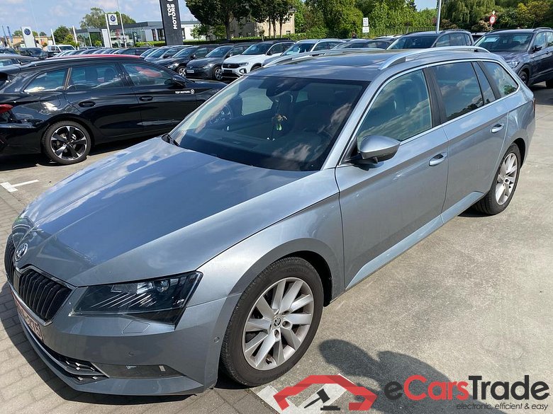 SKODA Superb Combi Superb Wagon Style 1,6 TDI 88 kW 6-speed mech. #1