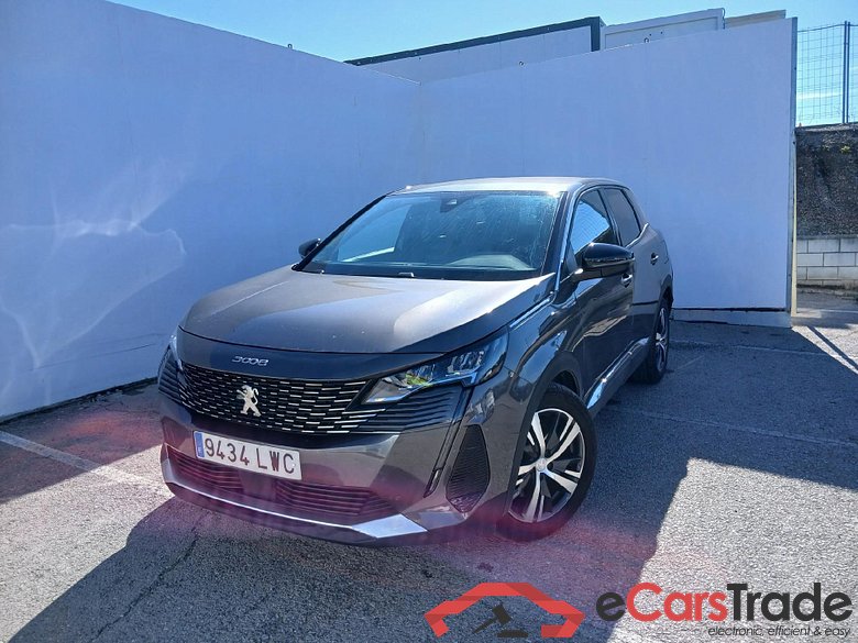 PEUGEOT 3008 Hybrid / 2020 / 5P / todoterreno 225 e-EAT8 Allure (AC2) #1