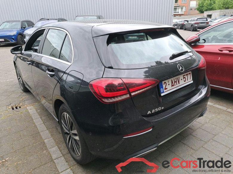 MERCEDES-BENZ CLASS A (W177) A 250 e PHEV Business Solution #3