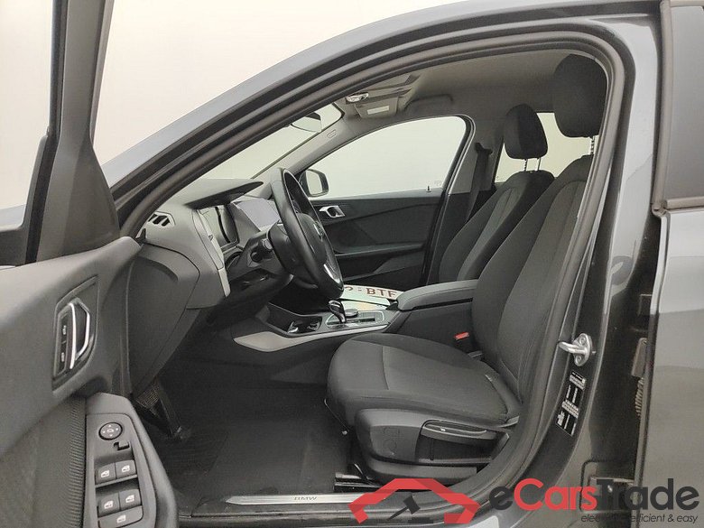BMW 1 Reeks Hatch 118iA (103 kW) 5d #3