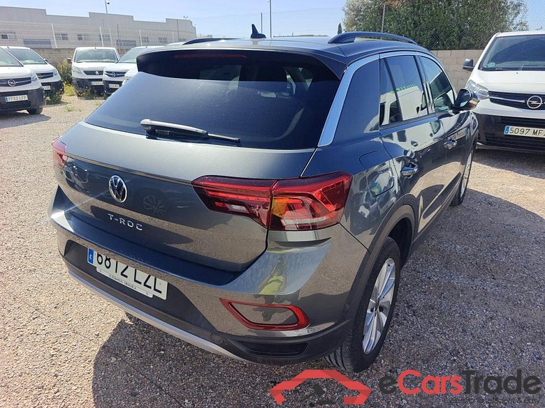 VOLKSWAGEN T-Roc / 2021 / 5P / todoterreno Life 1.0 TSI 81kW (110CV) (AC) #2