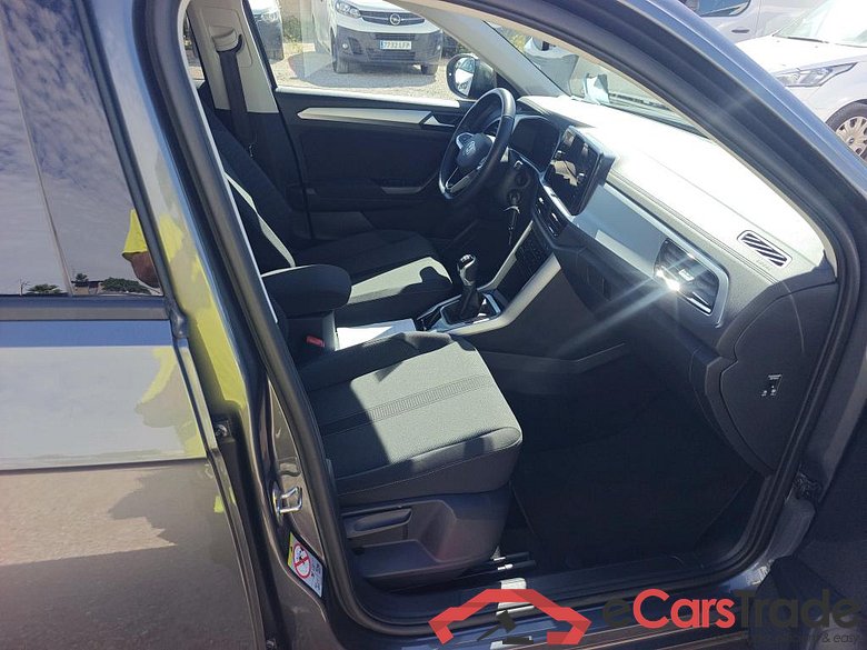 VOLKSWAGEN T-Roc / 2021 / 5P / todoterreno Life 1.0 TSI 81kW (110CV) (AC) #6