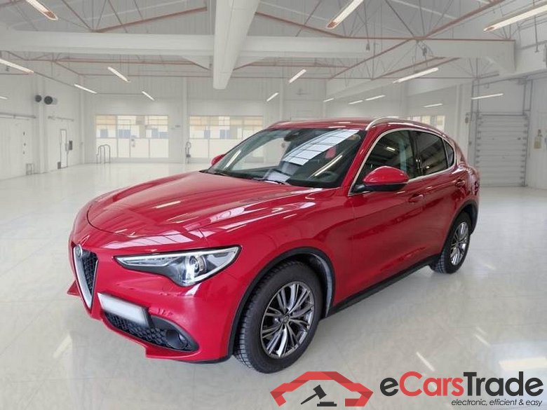 ALFA ROMEO STELVIO / 2017 / 5P / SUV 2.2 TURBO DIESEL 160CV BUSINESS AT8 RWD #1