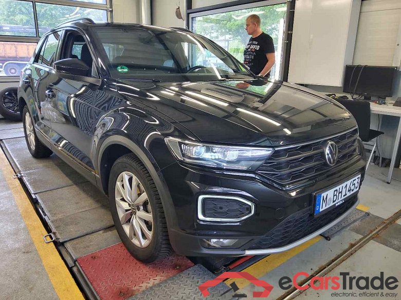 Volkswagen T-Roc (A11)(09.2017->2021) DE - SUV5 1.5 TSI EU6d, Sport OPF, 2020 - 2022 #2
