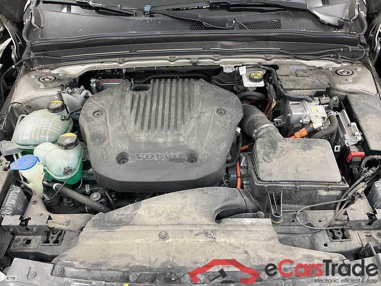 VOLVO XC40 1.5 T5 PHEV R-DESIGN DCT #6