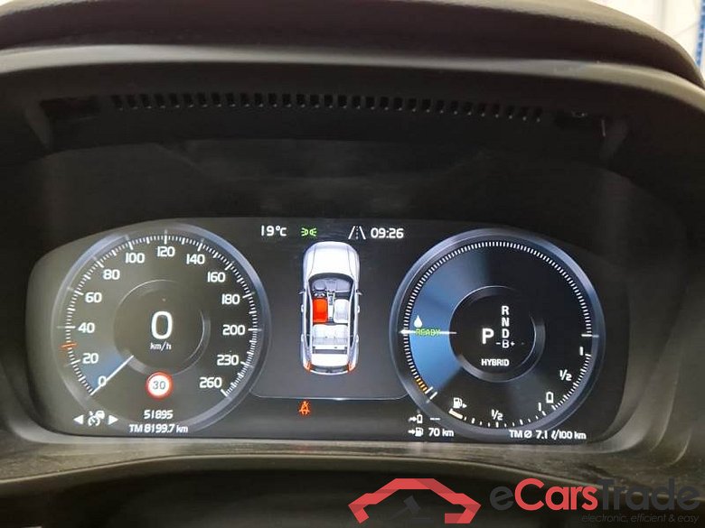 VOLVO XC40 / 2017 / 5P / SUV T5 PLUG-IN HYBRID AUTO RECH INSCRIP EXPR #4
