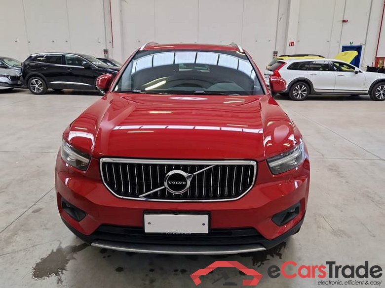 VOLVO XC40 / 2017 / 5P / SUV T5 PLUG-IN HYBRID AUTO RECH INSCRIP EXPR #6