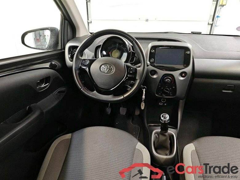 TOYOTA Aygo 1.0 VVT-i x-play #3