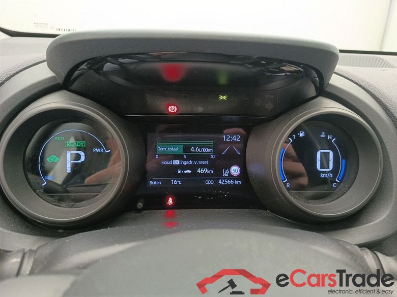 Toyota Yaris 1.5 VVT-i Hybrid Iconic e-CVT 5d #6