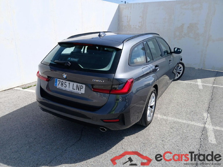 BMW Serie 3 / 2019 / 5P / familiar 318d Auto.Touring #2