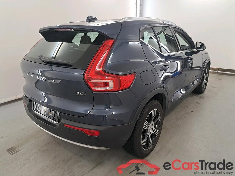 VOLVO XC40 2.0 B4 AWD MHE Inscription Geartronic #4