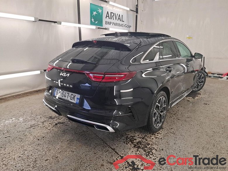 KIA ProCeed / 2021 / 5P / Break 1.5 T-GDI 160 ISG GT LINE PREMIUM DCT7 #3