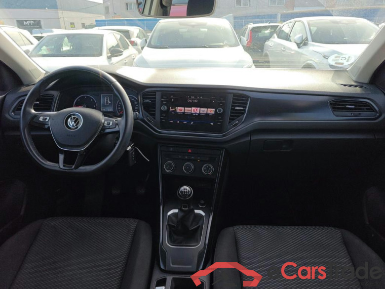 VOLKSWAGEN T-Roc / 2017 / 5P / todoterreno Edition 1.6 TDI 85kW (115CV) #3