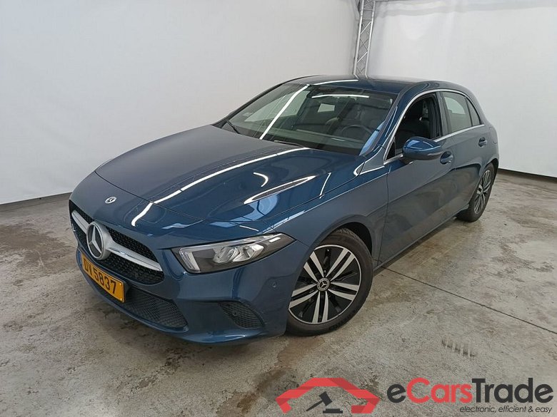 MERCEDES CLASSE A DIESEL (W177) A 180 d Business Solution 5d