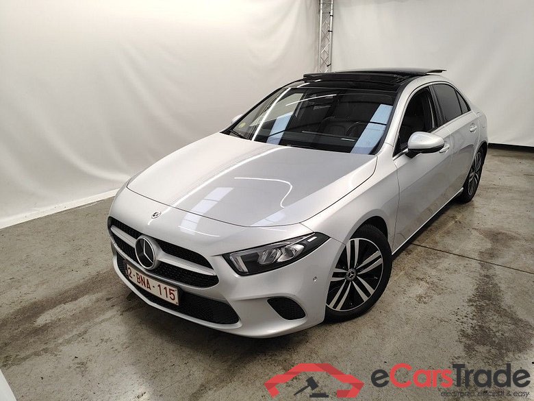 Mercedes-Benz A-Klasse Limousine A 180d DCT Business Solution 4d #1
