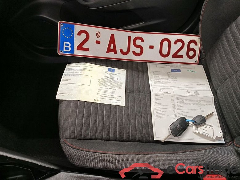 Peugeot 2008 1.2 Puretech 74KW S&S Active Pack 5d #4