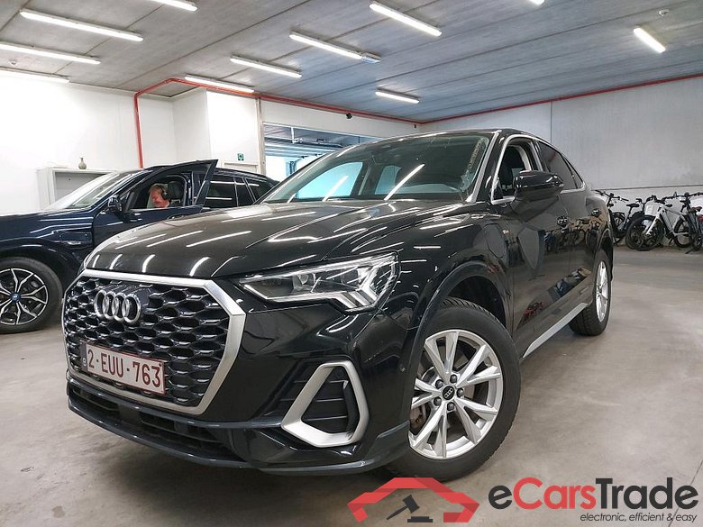 AUDI - AUD Q3 SB TFSI 245PK e S-Tronic S Line Pack Platinum Towing Hook * HYBRID * #1